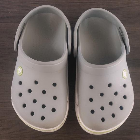 boys crocs size 1